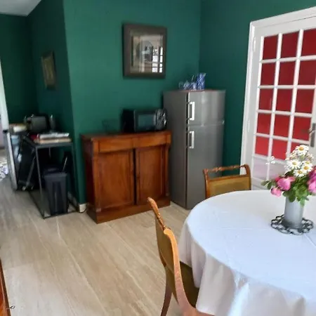 Rum i privatbostad Louise *